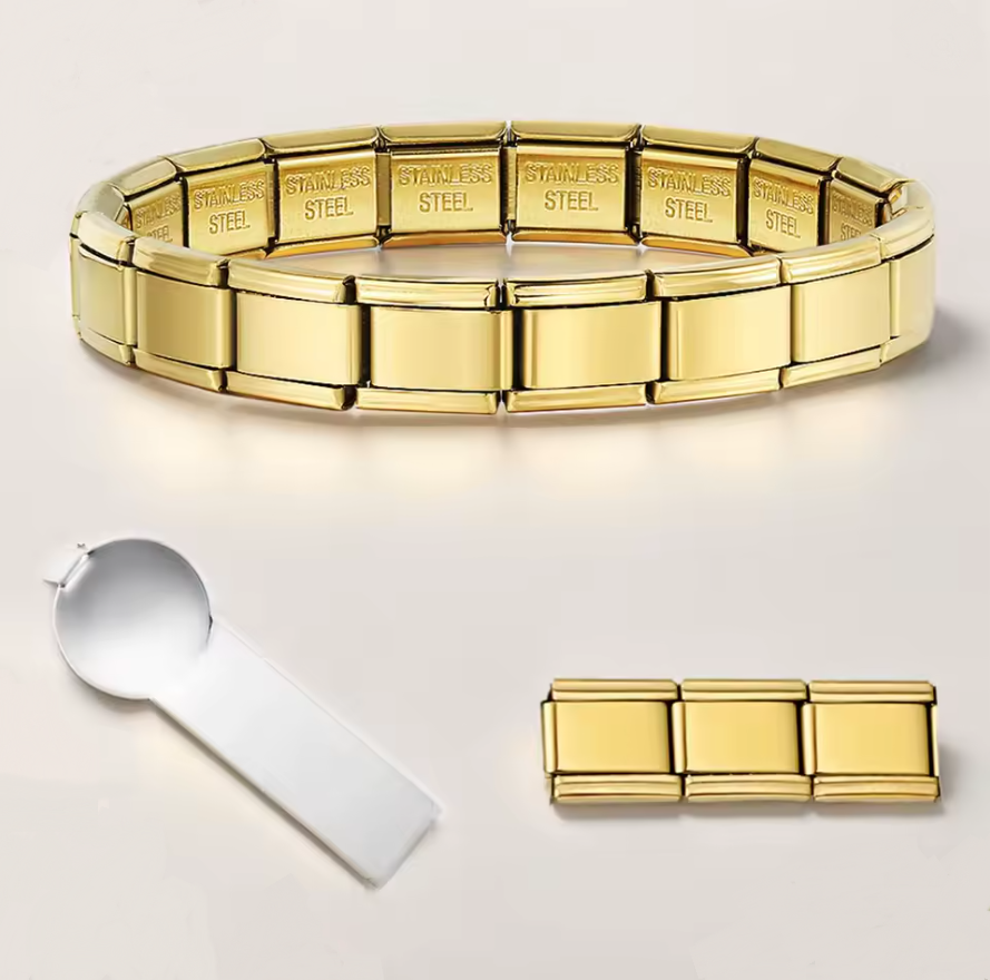 1. Incanto - il bracciale che ad ogni ciondolo racconta chi sei